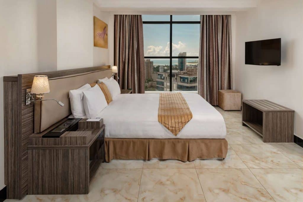 Hotel Golden Tulip Dar City Center room