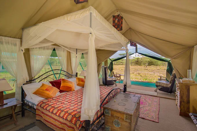 Nasikia Mobile Migration Camp Kogatende luxury safari tent