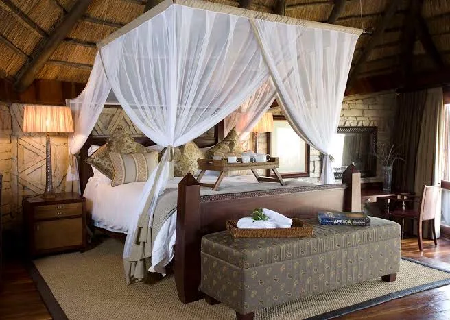 Serena Mivumo River Lodge luxury chalet