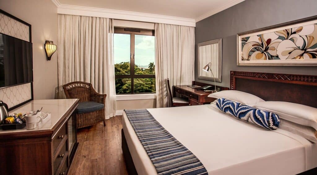 Southern Sun Dar es Salaam guest room