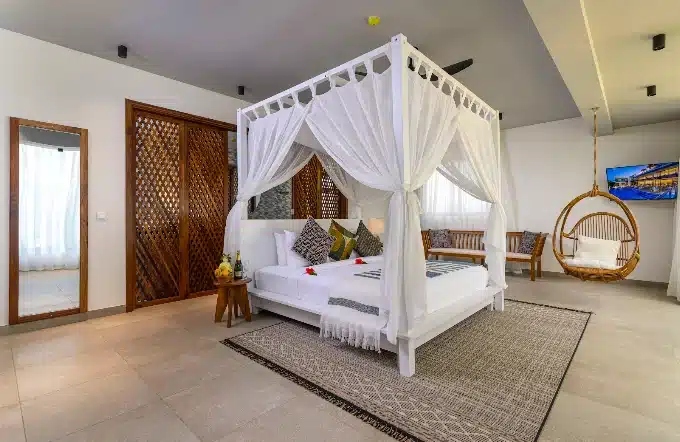 TOA Hotel and Spa Zanzibar luxury room